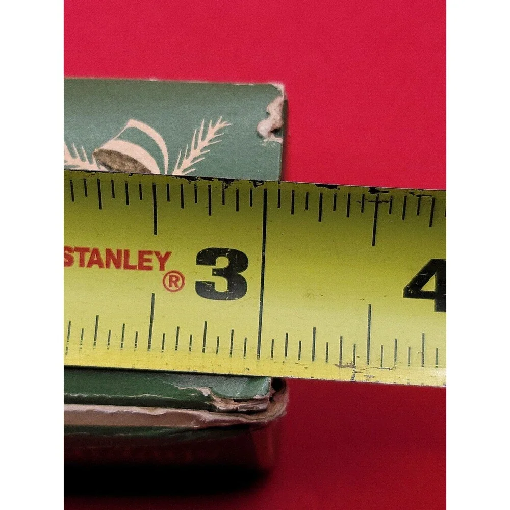 Vintage happy holidays box with 6 matchbooks